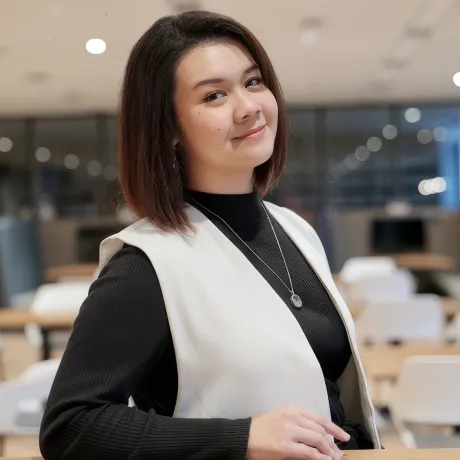 Headshot of Amber Masorong